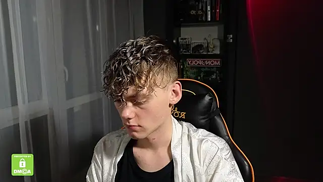 Keytaro online show from 10, 11, 2025