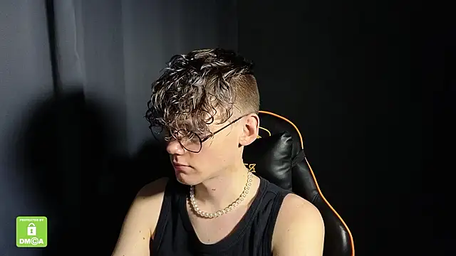 Snapshot of Keytaro chatting on 14, 1, 2026 Keytaro online show from 14, 1, 2026