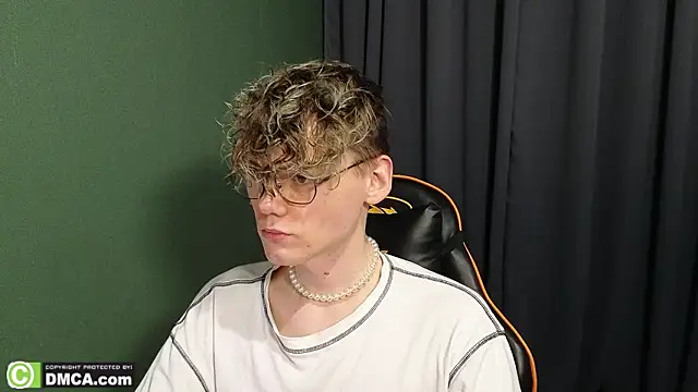 Snapshot of Keytaro chatting on 8, 2, 2026 Keytaro online show from 8, 2, 2026