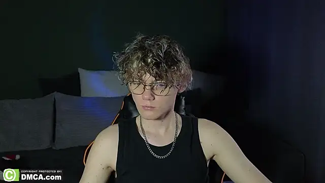 Snapshot of Keytaro chatting on 4, 3, 2026 Keytaro online show from 4, 3, 2026