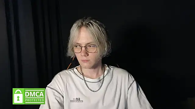 Snapshot of Keytaro chatting on 5, 7, 2026 Keytaro online show from 5, 7, 2026