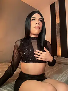 Snapshot of LucyGiraldo chatting on 9, 7, 2026 LucyGiraldo online show from 9, 7, 2026