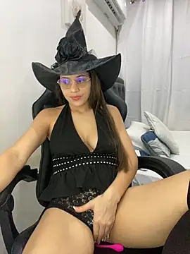 Snapshot of Belissa_miller chatting on 31, 10, 2025 Belissa miller online show from 31, 10, 2025