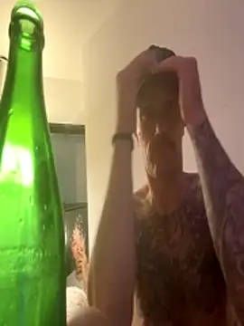 UnCuTupTheBuTT online show from 6, 10, 2025