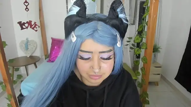 lussyevans24 online show from 15, 3, 2025