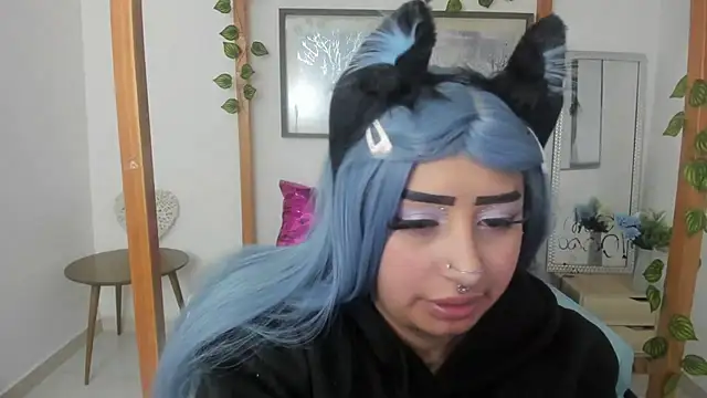 lussyevans24 online show from 18, 3, 2025