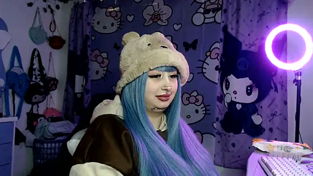 Snapshot of lussyevans24 chatting on 18, 6, 2026 lussyevans24 online show from 18, 6, 2026