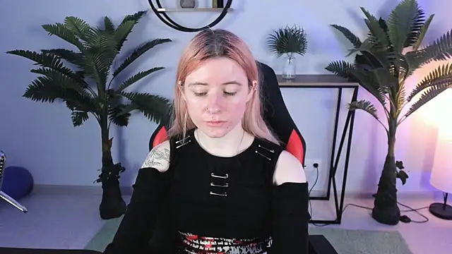 LexiWenford online show from 20, 12, 2024