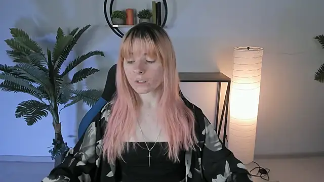 LexiWenford online show from 21, 2, 2025