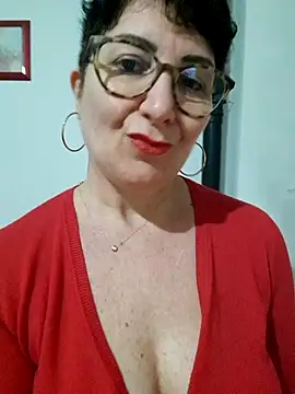Snapshot of Viola8p chatting on 2, 2, 2026 Viola8p online show from 2, 2, 2026