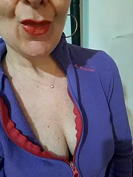 Snapshot of Viola8p chatting on 1, 3, 2026 Viola8p online show from 1, 3, 2026