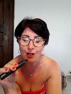 Snapshot of Viola8p chatting on 2, 5, 2026 Viola8p online show from 2, 5, 2026