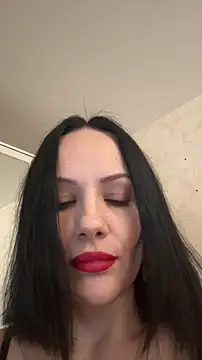 Devil Goddess online show from 14, 11, 2025