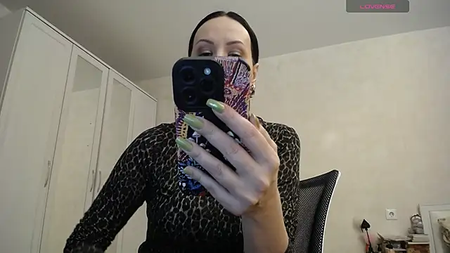 Devil Goddess online show from 28, 2, 2026