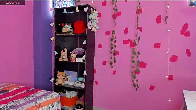 kittyzenn online show from 30, 1, 2025