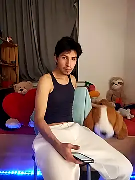 Dennis 2024 online show from 27, 1, 2025