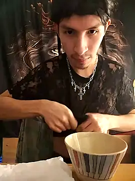 Dennis 2024 online show from 21, 2, 2025