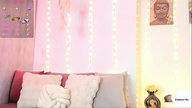 StormiRusso online show from 19, 11, 2025