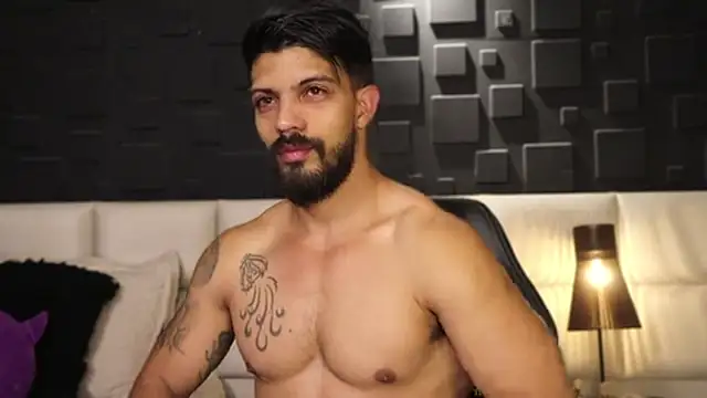 DannSaenz online show from 15, 2, 2025