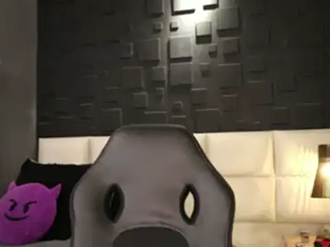 DannSaenz online show from 18, 2, 2025