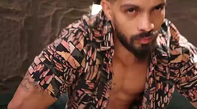 DannSaenz online show from 3, 3, 2025