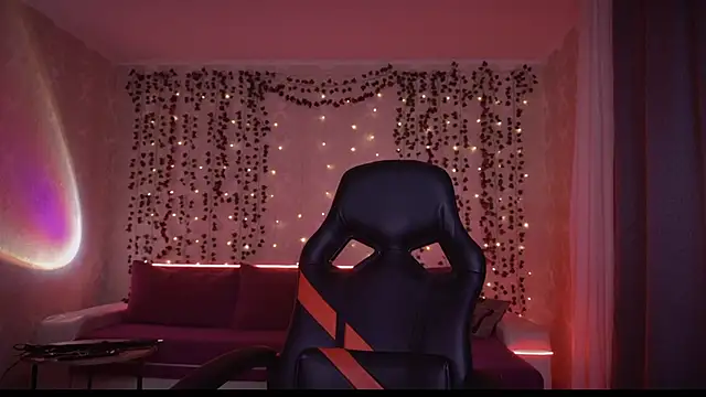 AllisonBlack  online show from 23, 10, 2025