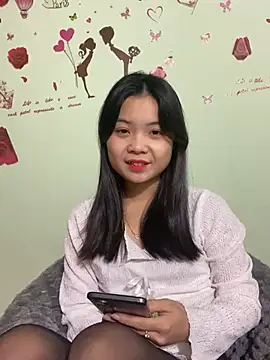 Maeve2k5 online show from 24, 12, 2024