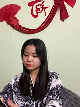 Maeve2k5 online show from 20, 1, 2025