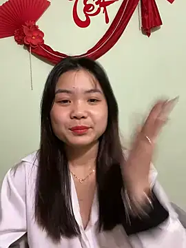 Maeve2k5 online show from 5, 2, 2025