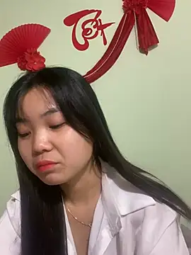 Maeve2k5 online show from 7, 2, 2025