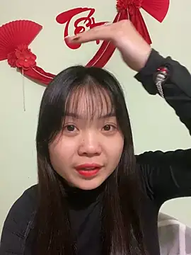 Maeve2k5 online show from 8, 2, 2025