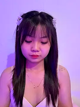 Maeve2k5 online show from 15, 9, 2025