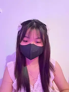 Maeve2k5 online show from 19, 9, 2025