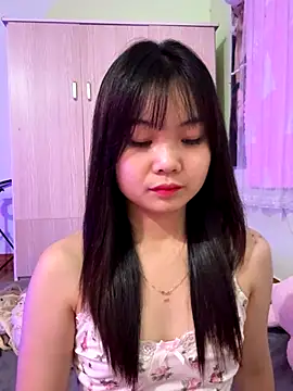 Maeve2k5 online show from 8, 10, 2025