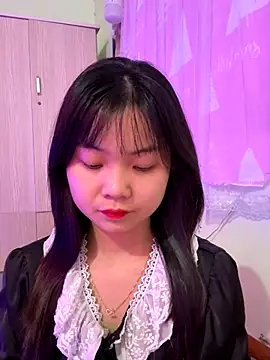 Maeve2k5 online show from 24, 10, 2025