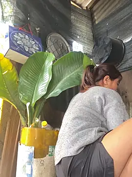 Linaannn online show from 3, 2, 2026