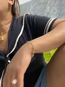 Linaannn online show from 23, 2, 2026