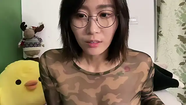 Snapshot of Ashepova000 chatting on 9, 1, 2025 Ashepova000 online show from 9, 1, 2025