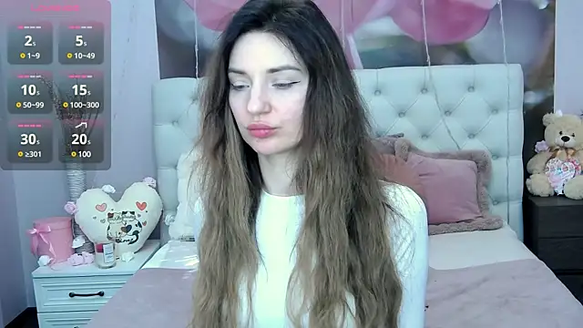 Snapshot of VioletUmi chatting on 9, 3, 2025 VioletUmi online show from 9, 3, 2025