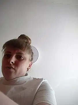 CoddessCrystal online show from 11, 4, 2026