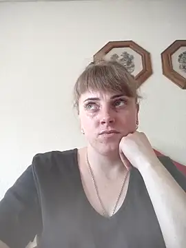 CoddessCrystal online show from 17, 5, 2026