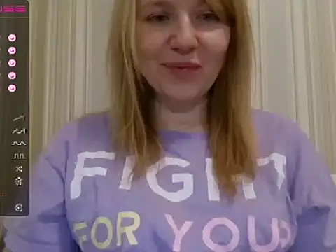 Snapshot of urbadkitty chatting on 30, 12, 2024 urbadkitty online show from 30, 12, 2024