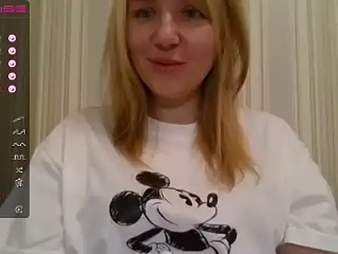 Snapshot of urbadkitty chatting on 12, 1, 2025 urbadkitty online show from 12, 1, 2025