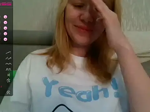 Snapshot of urbadkitty chatting on 13, 1, 2025 urbadkitty online show from 13, 1, 2025