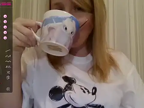 Snapshot of urbadkitty chatting on 17, 1, 2025 urbadkitty online show from 17, 1, 2025