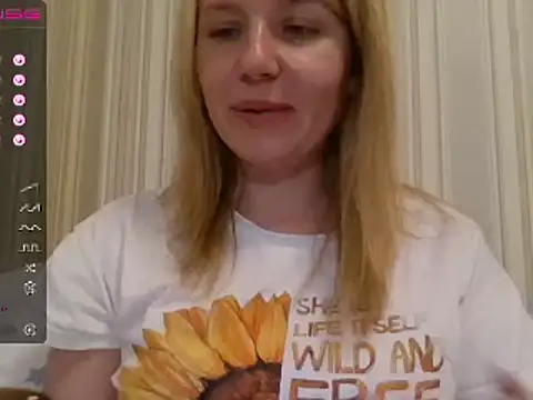 Snapshot of urbadkitty chatting on 14, 2, 2025 urbadkitty online show from 14, 2, 2025