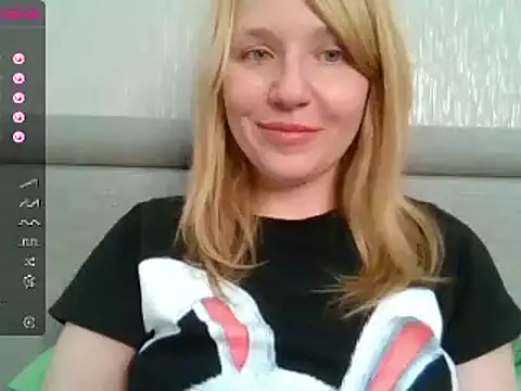 Snapshot of urbadkitty chatting on 20, 2, 2025 urbadkitty online show from 20, 2, 2025