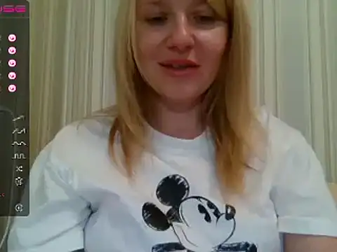 Snapshot of urbadkitty chatting on 21, 2, 2025 urbadkitty online show from 21, 2, 2025