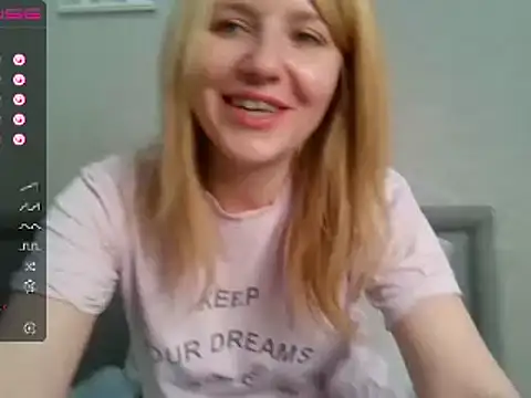 Snapshot of urbadkitty chatting on 5, 3, 2025 urbadkitty online show from 5, 3, 2025