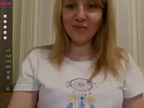 Snapshot of urbadkitty chatting on 6, 3, 2025 urbadkitty online show from 6, 3, 2025